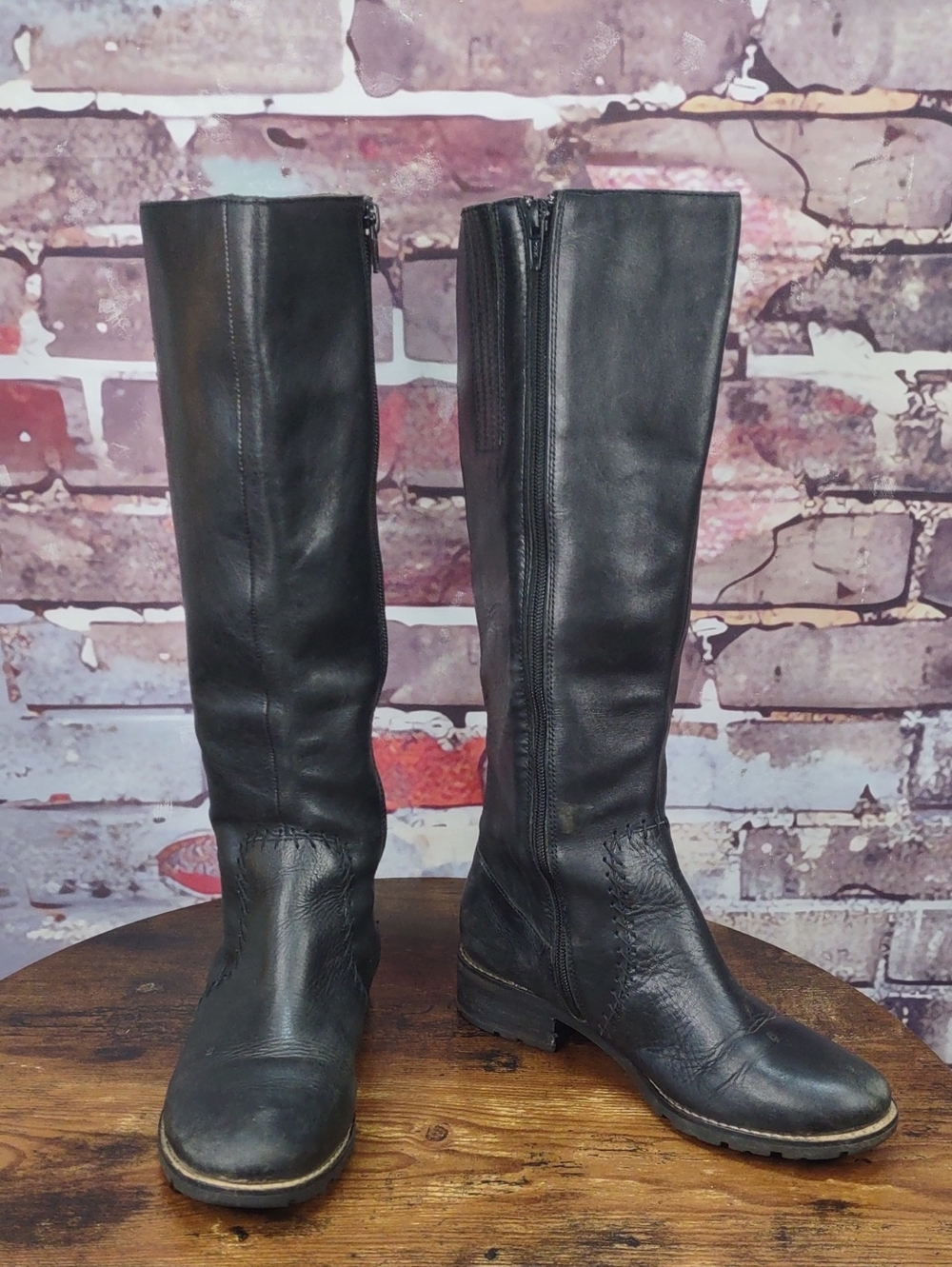 Sofft Classic Leather Riding Boots